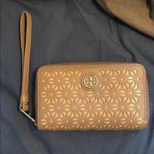 Tory Burch Wristlet wallet
